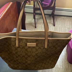 Coach tote